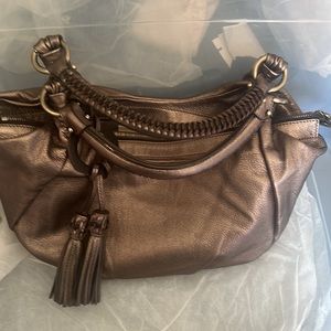 Salvatore Ferragamo Bag. Metallic Shoulder Leather Bag.